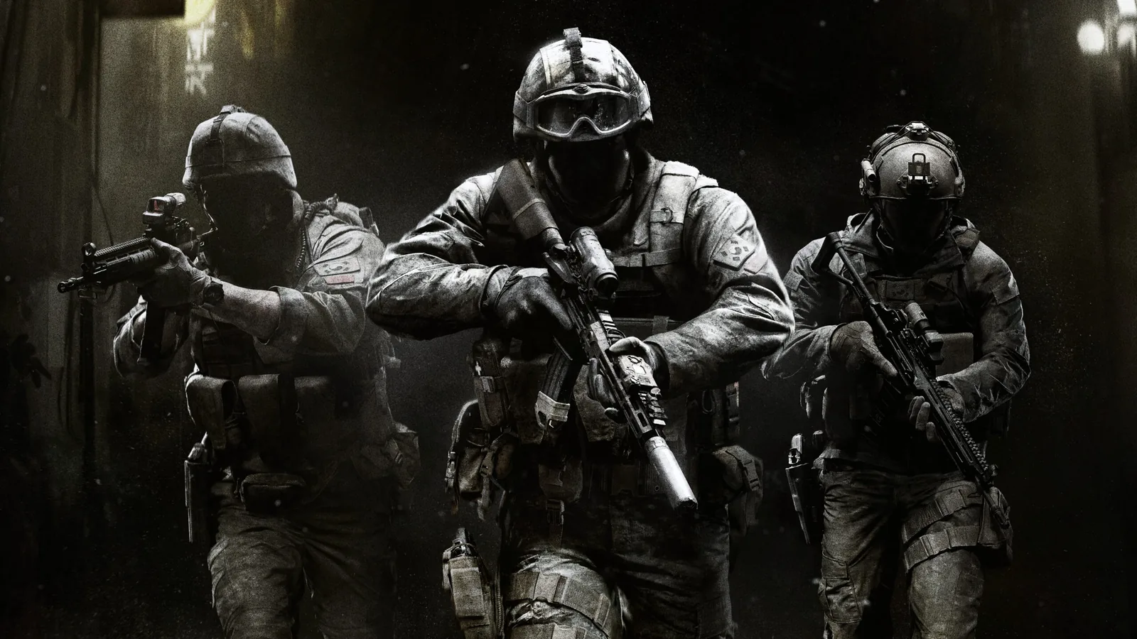 אמנות המפתח של Modern Warfare 4 מציגה צוות לוחמים חמושים.